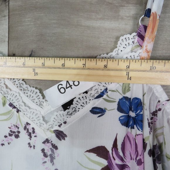 Torrid* Women's Cold‎ Shoulder Short Sleeve Curved Hem Pullover Blouse~ Size 1 - Picture 9 of 13